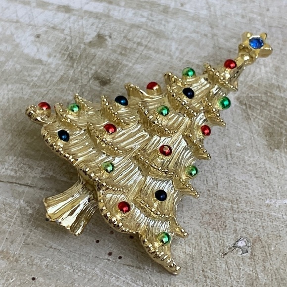 Gerry’s | Vintage Gold Tone Crystal Christmas Tree Brooch Pin - Picture 1 of 16